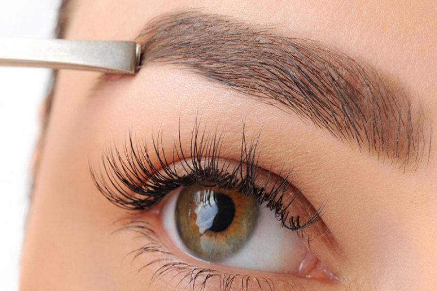 نتیجه کاشت ابرو چه زمانی مشخص می شود؟